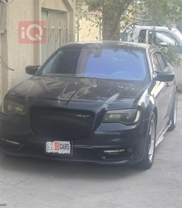 Chrysler 300 2017 for sale in Iraq - Basra